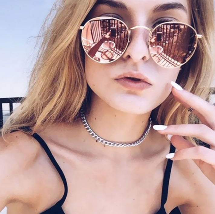 Women Retro Round Sunglasses – Timeless Elegance with a Modern Touch