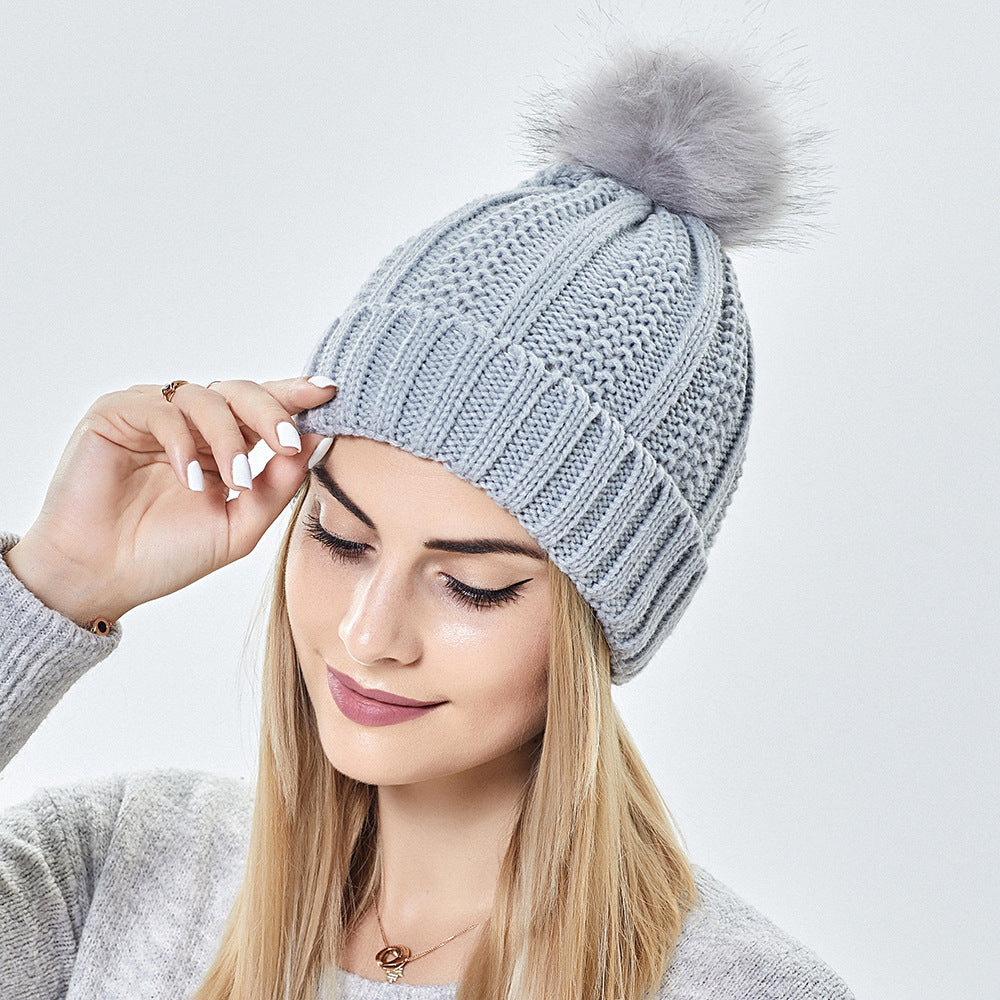 Women Winter Warm Knit Hats at New York Shop