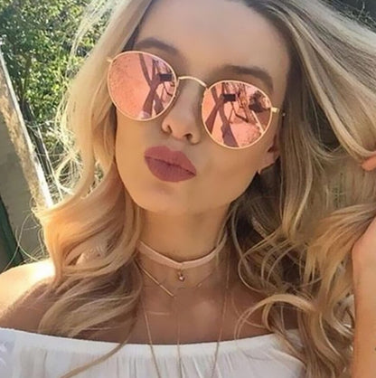 Women Retro Round Sunglasses – Timeless Elegance with a Modern Touch